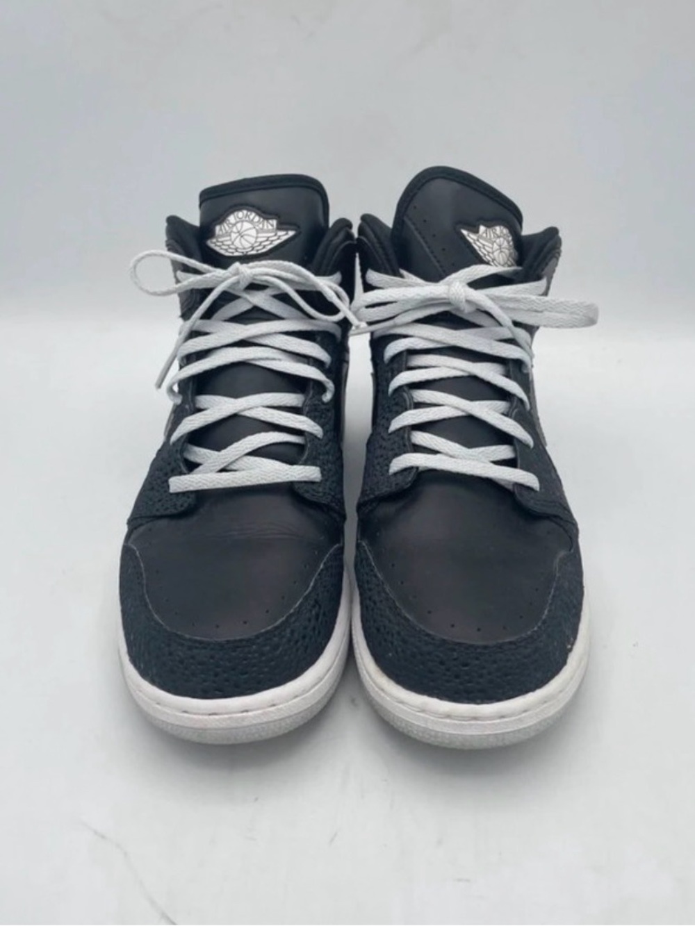 Woman / Men Black High-Top Sneakers with White Laces